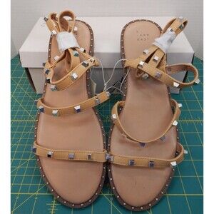 Woman's New A NEW DAY Size 11W Studded Strappy ASTRID SANDALS Tan in Color NWT
